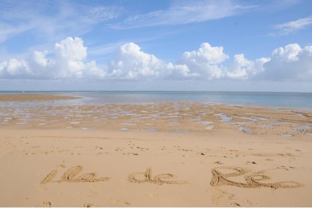 Le Clos Des Flots - La Plage La Flotte Extérieur photo