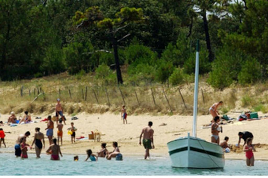 Le Clos Des Flots - La Plage La Flotte Extérieur photo